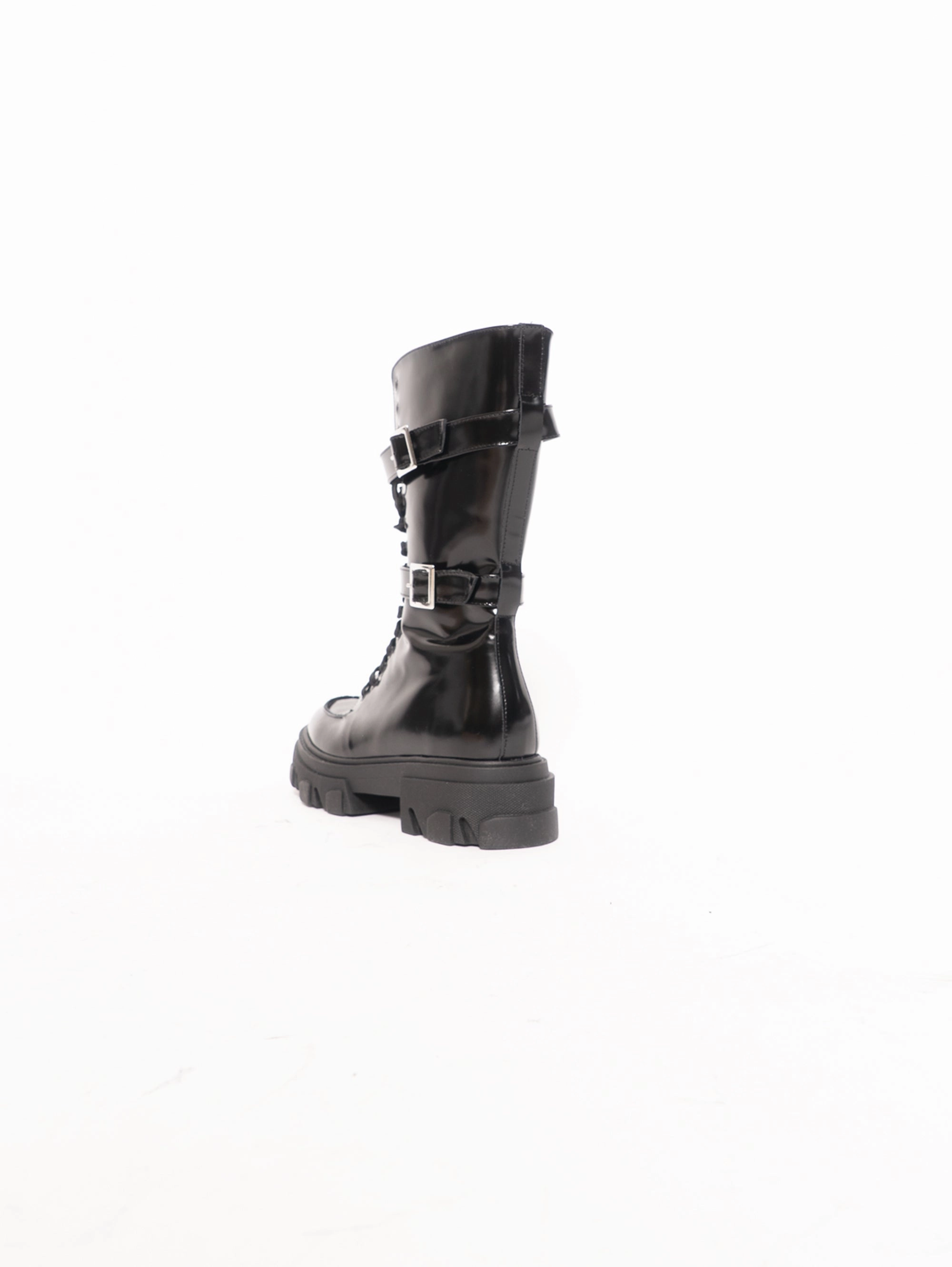 Amphibian with Tank - Black