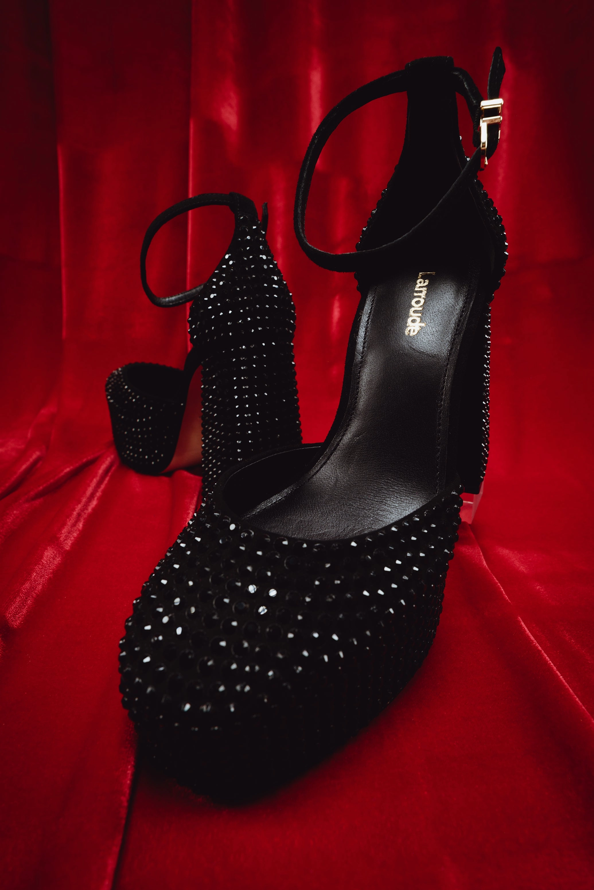 Ari Crystal Pump In Monochrome Black Suede