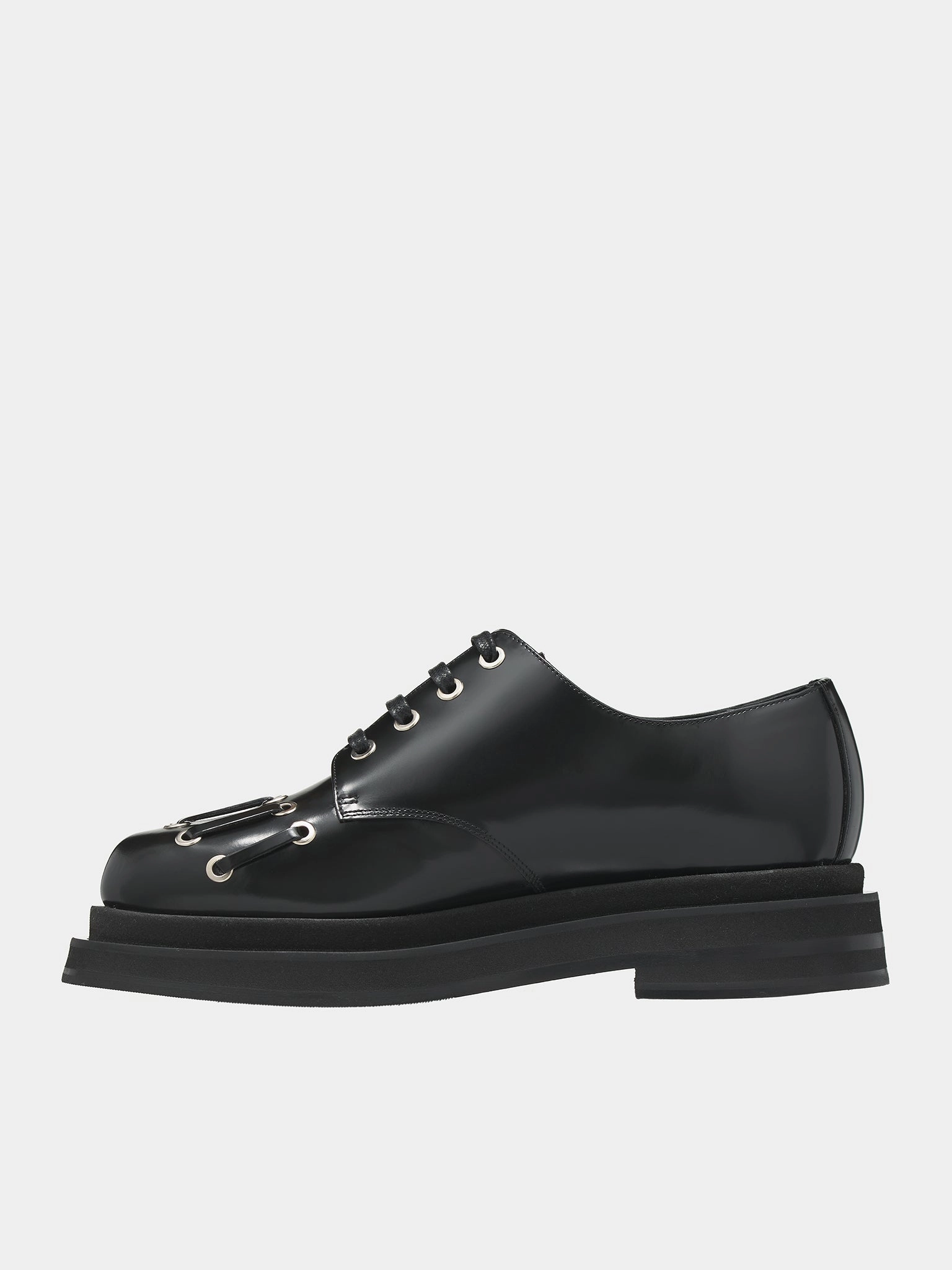 Grommet Platform Shoes (LOF2-M-0740-BLACK)