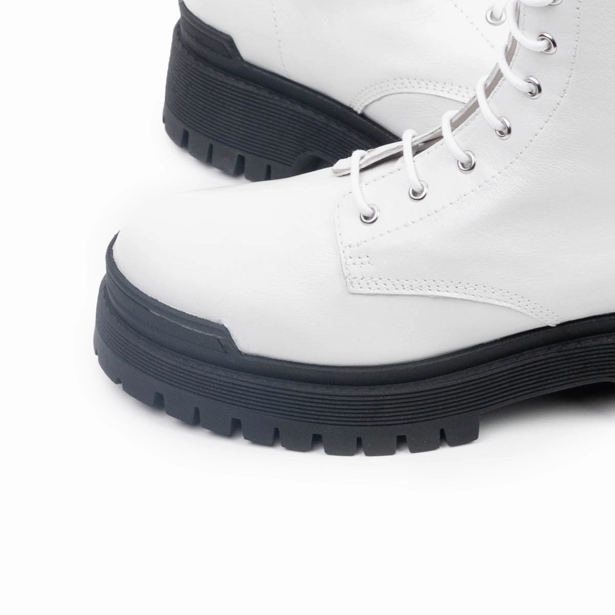 Langport White Leather/Black Sole