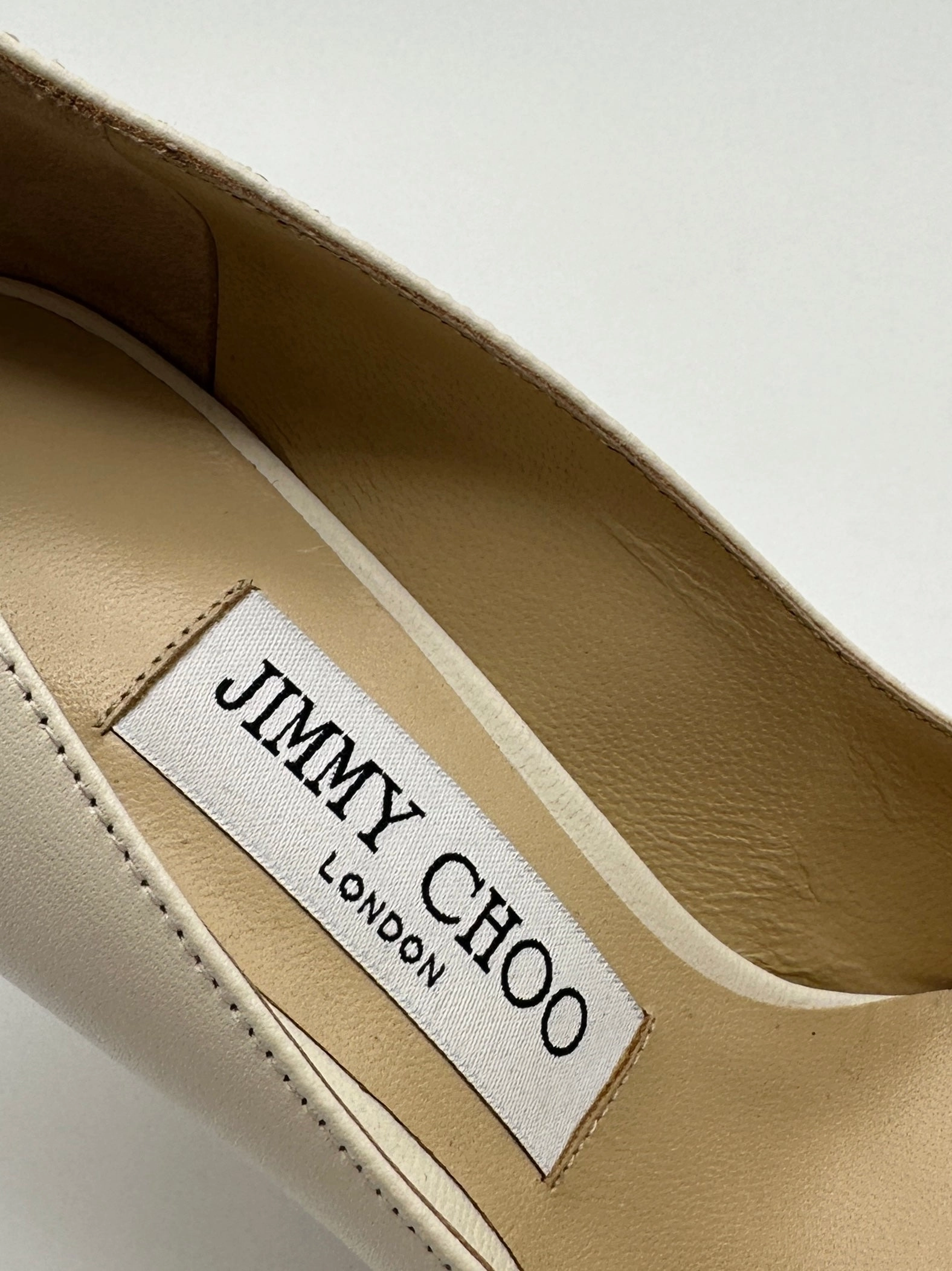 Leather Crystals Pumps