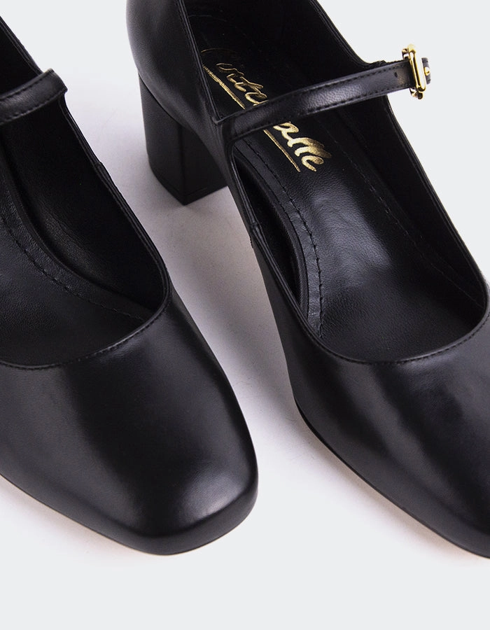 Rosalba Black Leather