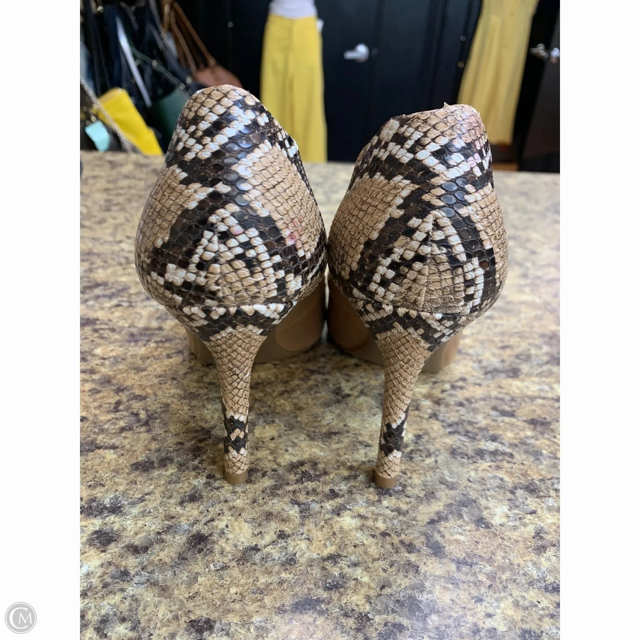 Shoes Heels Stiletto By Guess In Beige, Size: 8