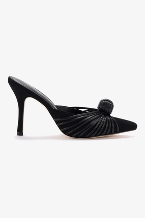 Valerie Pump In Black Suede