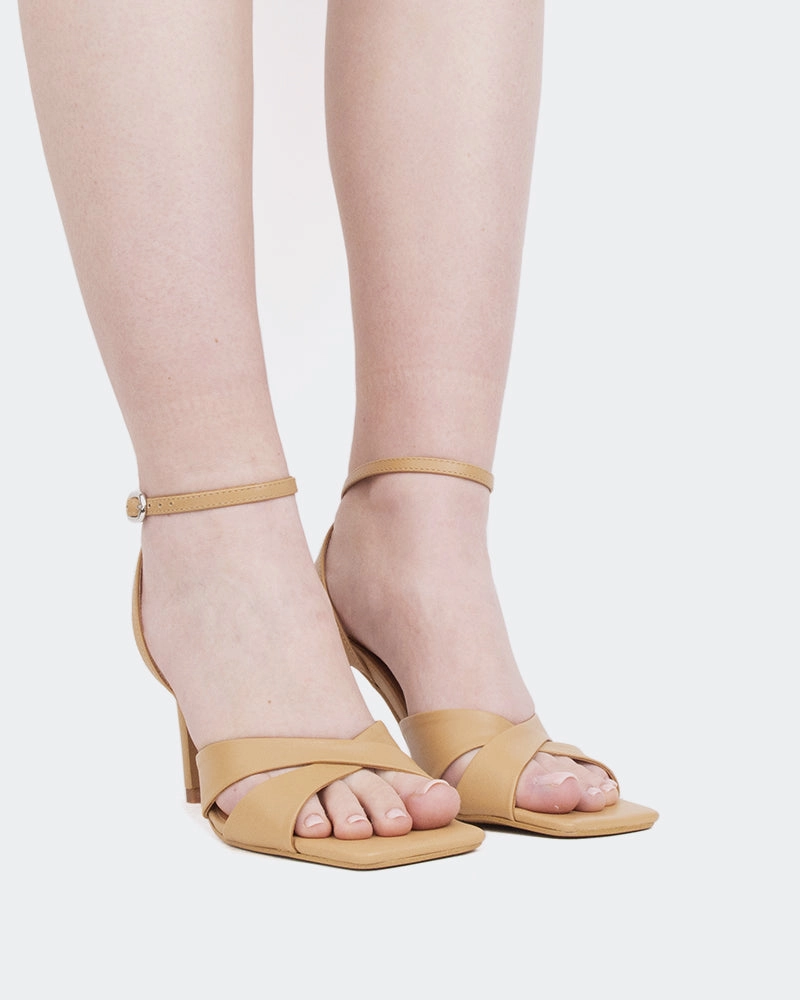 Vogart Tan Leather