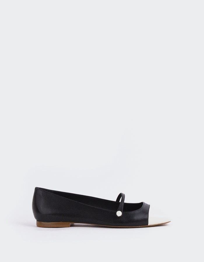 Yarrow Off Wht.Black Leather