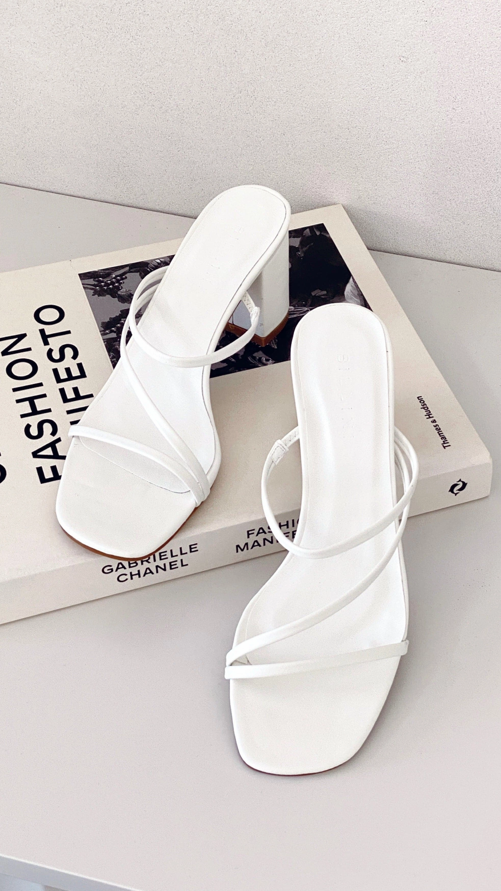 Yazmin Heel - White